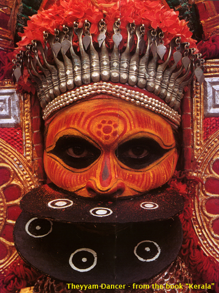 India_Kerala_TheyyamDancer